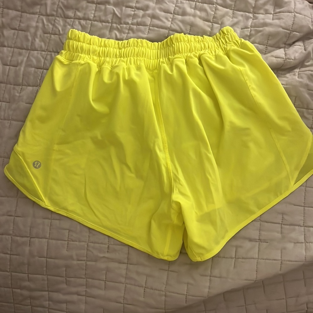 Lululemon Hotty Hot Shorts!